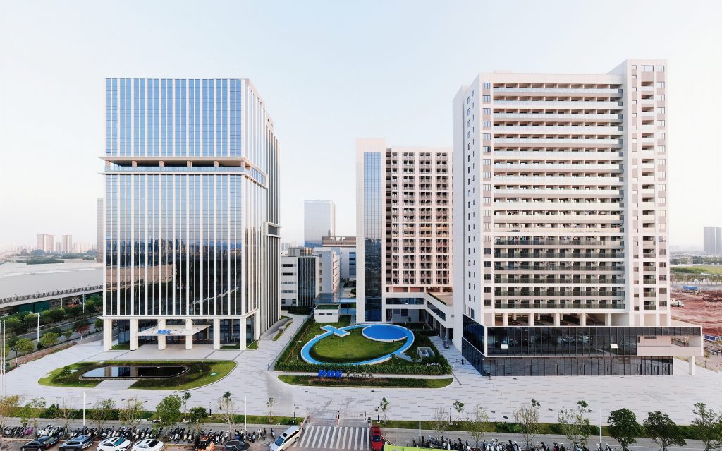 坪山基地封顶 1024x639 - Our History